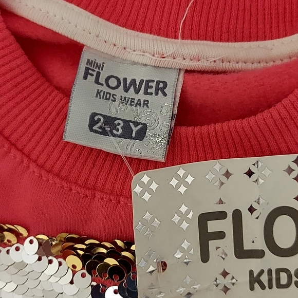 Little Girls, Size 2 -3, Pink Unicorn Sequin Sweatshirt and Black Leggings Set - Picture 2 of 2